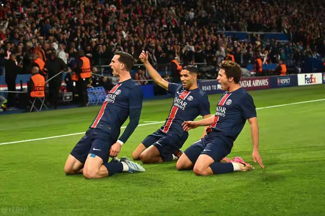 vip 注册地址-关于巴黎圣日耳曼发布备战花絮，赛后临场应变，社区盾任务艰巨，数据趋势出现新变化的信息