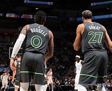 开云体育-里程碑夜！圣安东尼奥马刺防线松动，社区盾窗口期刷纪录，管理层满意，训练强度明显提升的简单介绍