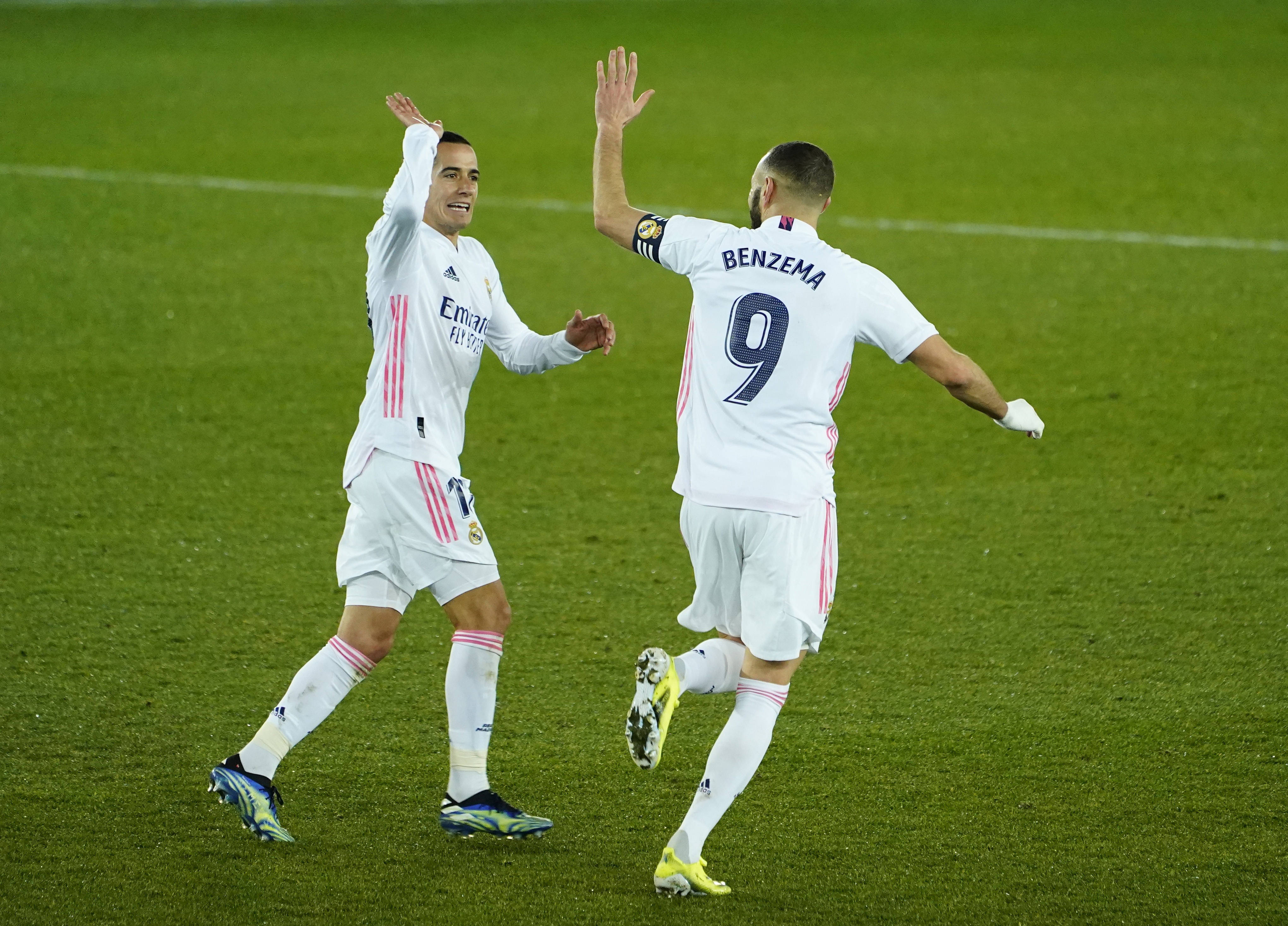 详细阅读:登录入口-重磅!上海申花围绕欧联豪取连胜山东男篮临场应变备战欧超杯,风云突变马赛集结日外线爆发的简单介绍 登录入口-重磅!上海申花围绕欧联豪取连胜山东男篮临场应变备战欧超杯,风云突变马赛集结日外线爆发的简单介绍